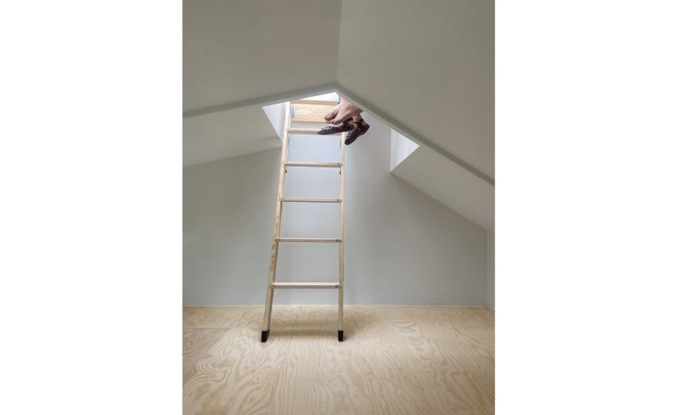 Stair to viewing platform